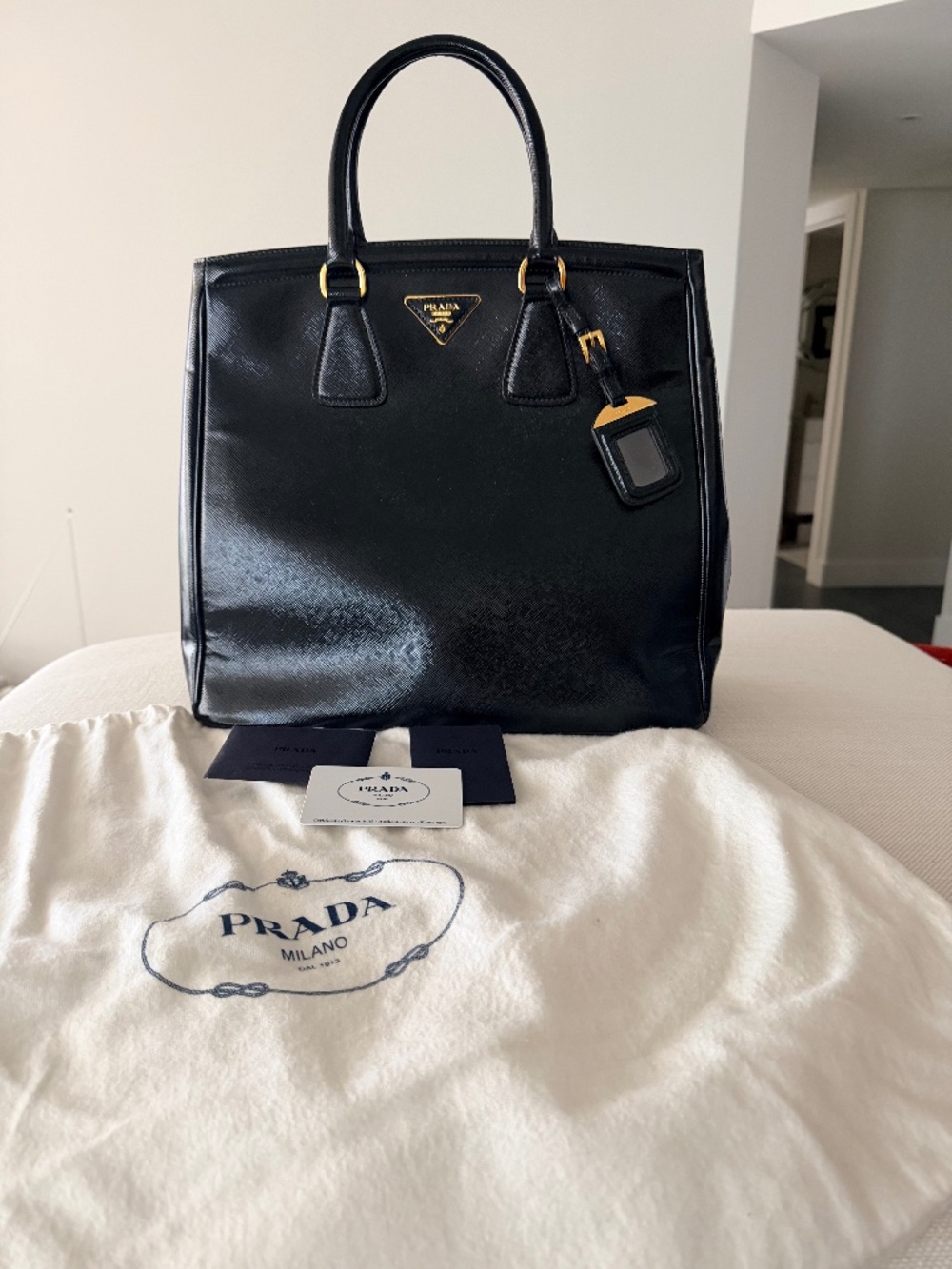 PRADA Saffiano Vernic Tote Bag BN2403 - Nero Black (Pristine / Excellent Conditi